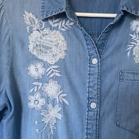 Jordache chambray button top - size M Western shirt, cowgirl, embroidery - Picture 5 of 12